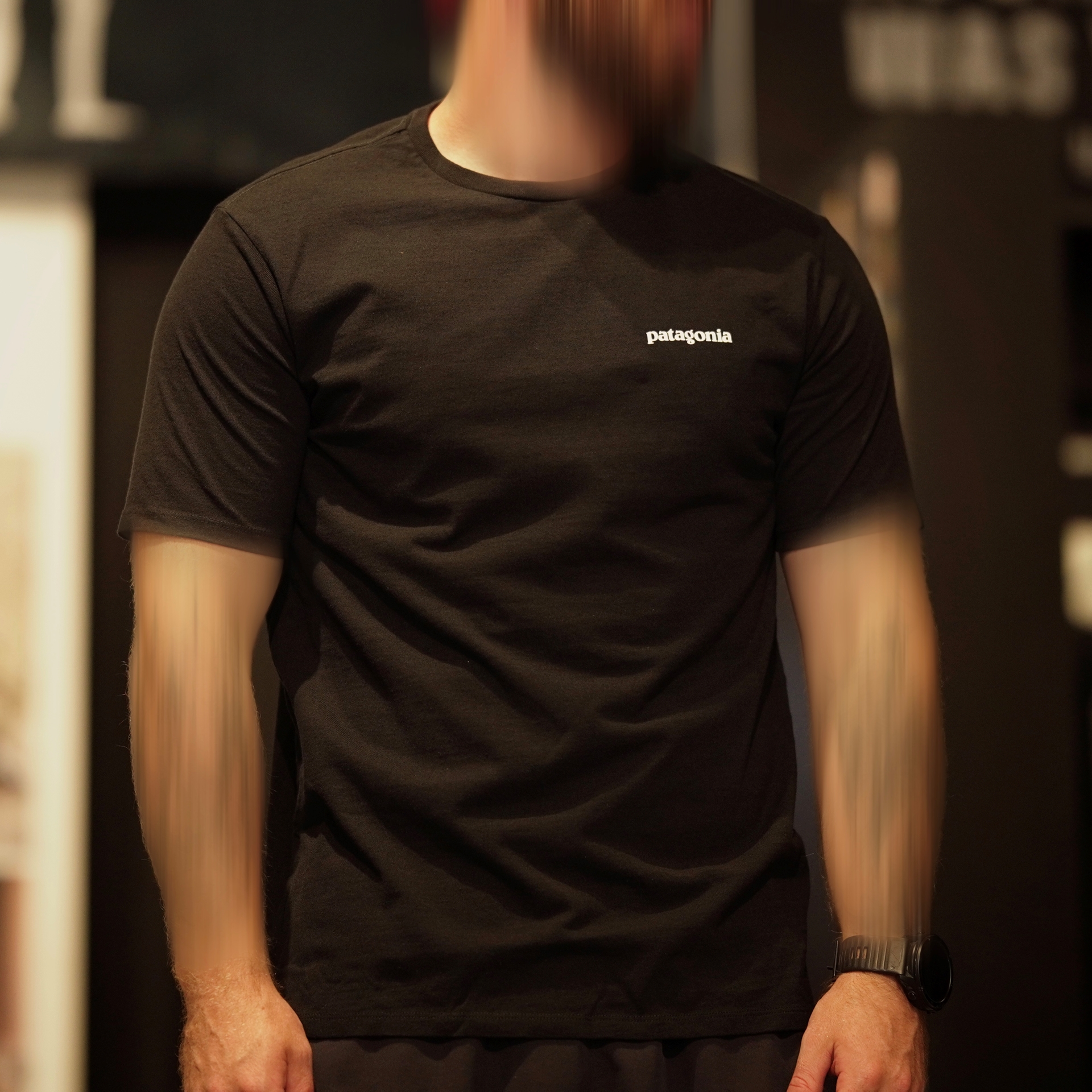 Футболка чоловіча Patagonia P-6 Logo Responsibili Tee Black